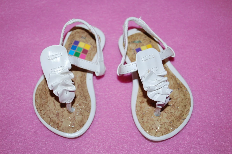 Baby Girls WHITE SCRUNCHY T-STRAP THONG SANDALS Ankle Strap SIZE 2 3 4 5 6 - Image 1 of 1