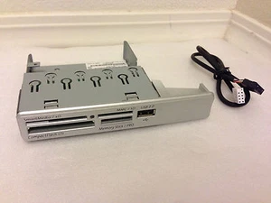 HP 5070-0845 MEDIA MEMORY CARD READER +CABLE - Picture 1 of 4