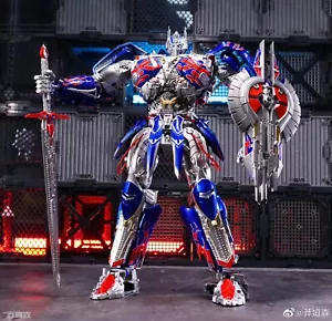 Black Mamba BS-03 Knight (Optimus Prim) - Oversized - Picture 1 of 11