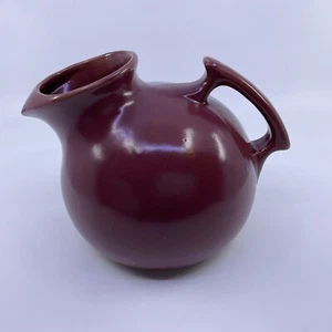 Redwing Tilt Ball Pitcher In Raspberry - Picture 1 of 9