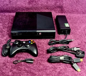 Microsoft Black XBOX 360 E Console Model 1538 with Official Controller TESTED - Picture 1 of 24