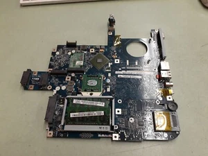 Acer 5520 5520G ICW50 LA-3581P scheda madre / AMDTK55HAX4DC / 1x2GB 1x1GB - Foto 1 di 5