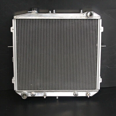 Radiador de aluminio Fit Kia Sportage 1995-2001 L4 2.0 2 filas 2057 Foto 1 de 4