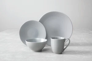 Fortessa Heirloom Set di stoviglie 16 pezzi, in scatola, fumo - Foto 1 di 1