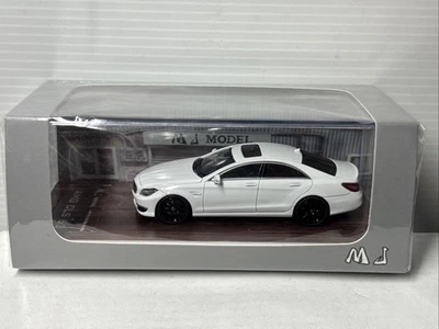 model Car  1/64 🇨🇵 LM Mercedes Benz Amg CLS 63  edition Limitée 68/999 - Photo 1/4