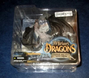 FIRE CLAN DRAGON Quest for the Lost King MCFARLANE DRAGONS TOY 2004 Series 1 - Picture 1 of 1