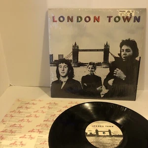Paul McCartney & Wings London Town LP Vinyl 1978 - Picture 1 of 5