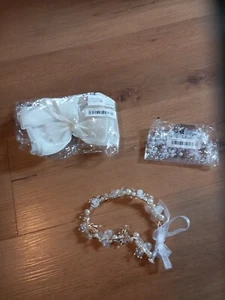 **3x Komunionshaarschmuck+ 10x kmuionseinladungen + TichkartAlles nagelneu** - Bild 1 von 4