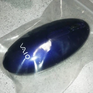 Sony VAIO VGP-BMS20 Wireless Bluetooth Mouse Dark Blue - Picture 1 of 2