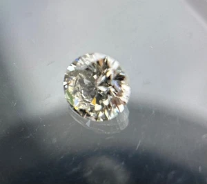 1.00 ct J VS1 – Triple Excellent Cut – Round Brilliant – GIA Certified Diamond - Picture 1 of 14