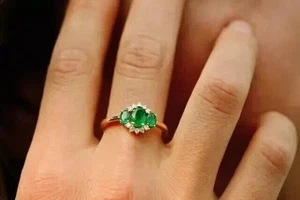 Oval Cut Simulated Green Emerald Engagement Band Ring In 14k Yellow Gold Plated - Picture 1 of 5