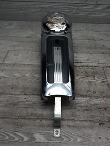 2009 09 07-11 Harley Davidson Tri Glide Gas Fuel Tank Center Shroud Cover - Picture 1 of 15