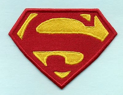 Parche para planchar pequeño bordado rojo y amarillo con logotipo de Superman 'S' de 3" x 4" Foto 1 de 3