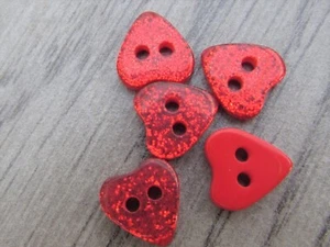 10mm Red Glitter Heart Buttons 2 Hole Sew On In Pack sizes of 5, 10 or 20 - Picture 1 of 1
