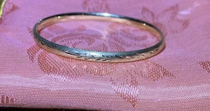 Classic Vintage 14k Yellow Gold Etched Bracelet - Picture 1 of 3