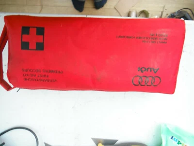 AUDI TT 8N 98-06 GENUINE FIRST AID KIT UNUSED 8N0860282 V6 1.8T ROADSTER COUPE - Image 1 of 4