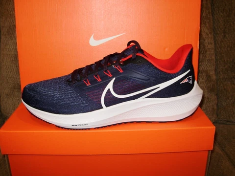 NFL New England Patriots NIKE AIR ZOOM PEGASUS 39 DR2054-400 Men's Shoes 12M Cover