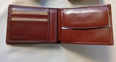 Portafoglio Uomo in Pelle The Bridge Nuovo con Scatola Dim. cm. 9,5 x cm. 12,7 - Imagen 1 de 4