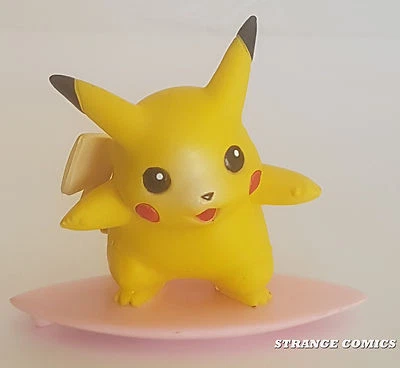 POKEMON SURFING PIKACHU ORIGINAL TAKARA TOMY PVC 2" - Immagine 1 di 4