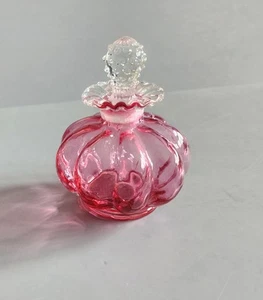 Vintage FENTON Glass CRANBERRY OPTIC Vanity PERFUME BOTTLE - Picture 1 of 4