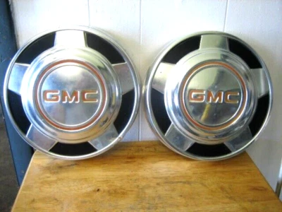 Plato para perros GMC Truck vintage de los años 70 y 80 10 tapacubos de 3/4" 2 cada uno Foto 1 de 4