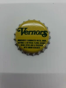 VERNORS ACL Soda Pop Bottle Cap NOS Holly Beverage Co Youngstown Ohio - Picture 1 of 4