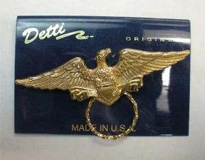 Eagle with Wings Spread w/shield Gold Spec Pin Detti Originals - Bild 1 von 1