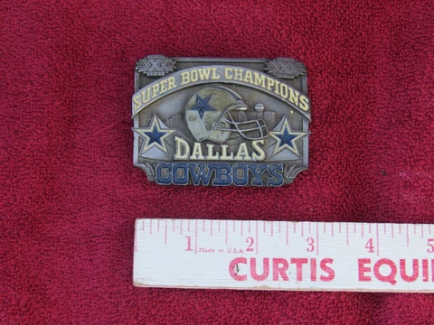 Vintage 1990s Dallas Cowboys Dallas Super Bowl XXX Belt Buckle 7616/10k Cover