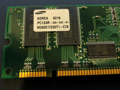 256MB (2X128 MB) SD-RAM PC-133R Registered-ECC Samsung M390S1723DT1-C7A - Image 1 of 2