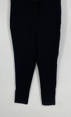 Pantalones al tobillo Guess para mujer negros delanteros planos pierna cónica elásticos talla grande Foto 1 de 4