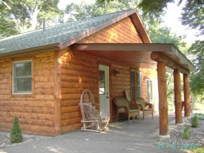 Paquete de muestra de revestimiento de troncos - Lengua y ranura de pino blanco tallada a mano 2x8 ¡Envío gratuito! Foto 1 de 4