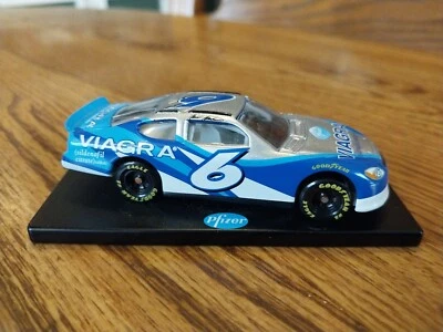 Pfizer Viagra Mark Martin #6 1/64 Scale Ford Taurus 2001 Team Caliber Nascar - Image 1 of 4