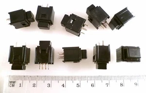 Interruptor pulsador de montaje en PCB Preh 75120-002/0005 negro apagado (encendido) 10 piezas EB5N5-2 - Imagen 1 de 3