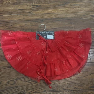 Tahari Mini Christmas Tree Skirt Table Top TuTu Red Gold Snow Flakes 24” Round - Picture 1 of 5