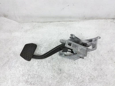 Conjunto de pedal de freno Bmw 328I 2011 sedán 35-00-6-865-302 Foto 1 de 4