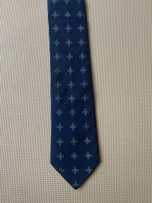 HERMES Cross pattern Plaid 100% Silk Tie Men Navy Blue Genuine USED - Image 1 of 3