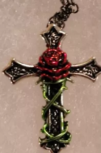 Rote Rose Kreuz Anhänger Halskette Schmuck - Bild 1 von 1