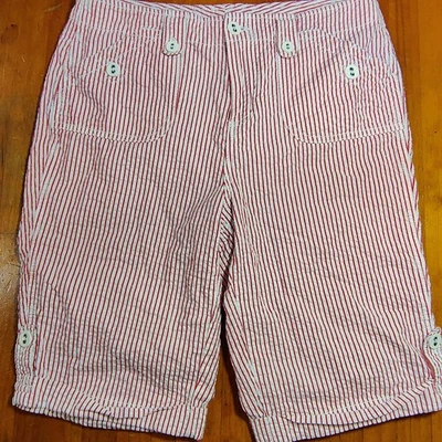Pantalones cortos capri Bill Blass Jeans para mujer talla 8 rojos blancos a rayas Seersucker Foto 1 de 4