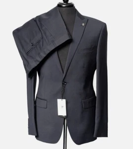 $1295 Tuta Mattiolo nera blu microstripe Super 130’s Peak 2Btn 54 8R adatta per 42R - Foto 1 di 7