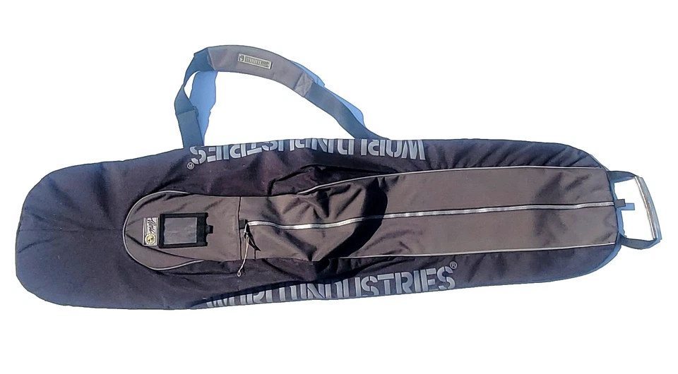 Bolsa de Snowboard Worl Industry Negra Gris, 147 cm Usada Estado Foto 1 de 4