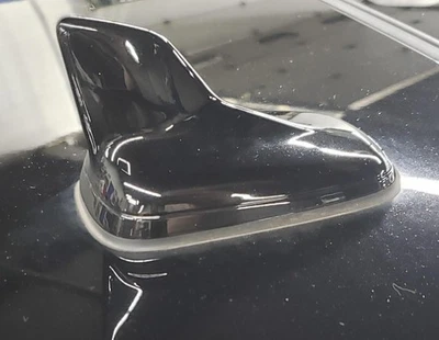 Antena SUV AUDI SQ5 21 22 23 24; Mythos Negro Metálico 0E0E Foto 1 de 4