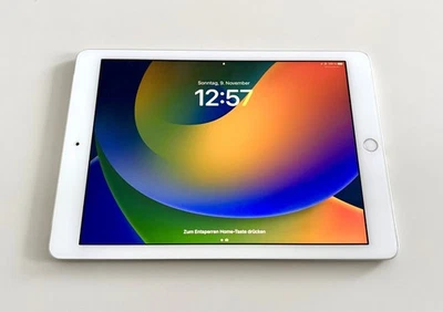 Apple iPad 5. Gen. 128 GB, WLAN +  Mobilfunk (UMTS/LTE), 9,7 Zoll - Silber - Bild 1 von 4