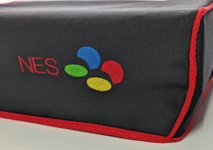 NES - Schutzumschlag bestickt  - Bild 1 von 4