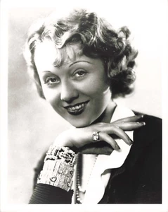 PHOTO CINEMA SINGER ACTRESS FLORAL FILM PRINT HD 25x20CM - Picture 1 of 2