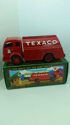 VINTAGE Texaco 1949 White Tilt Cab Tank Truck - Die Cast Coin Bank NIB  - Image 1 of 4