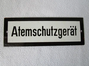 altes seltenes Emailschild Atemschutzgerät von Feuerwehr 21x7,5cm Top-Zustand - Bild 1 von 5