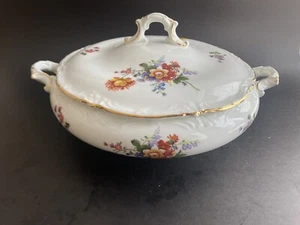 Royal Cauldon Bone China Lidded & Handled Vegetable Bowl Marita V 9612 EUC - Imagen 1 de 8