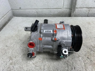 2025 CHEVROLET TRAVERSE 2.5L AC Compressor OEM Part Number 85636079 - Image 1 of 4