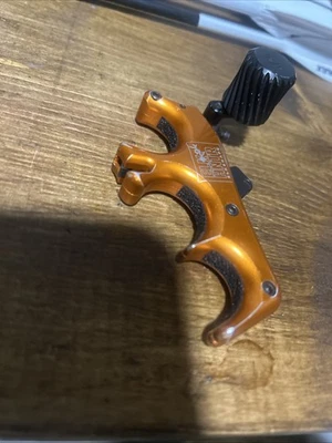 Carter- Too Simple (elkshape) Three Finger Release - Image 1 of 4