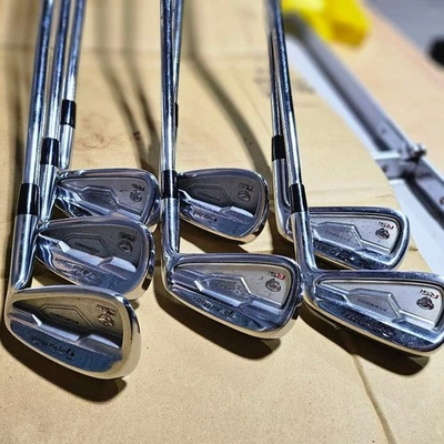 TaylorMade RSi Irons #4-9,Pw(7Clubs)/System3 Tour125/Flex:Stiff/ Iron set - Image 1 of 4